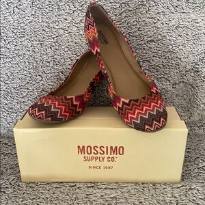Mossimo Supply Co. Red and Black Zigzag Flats